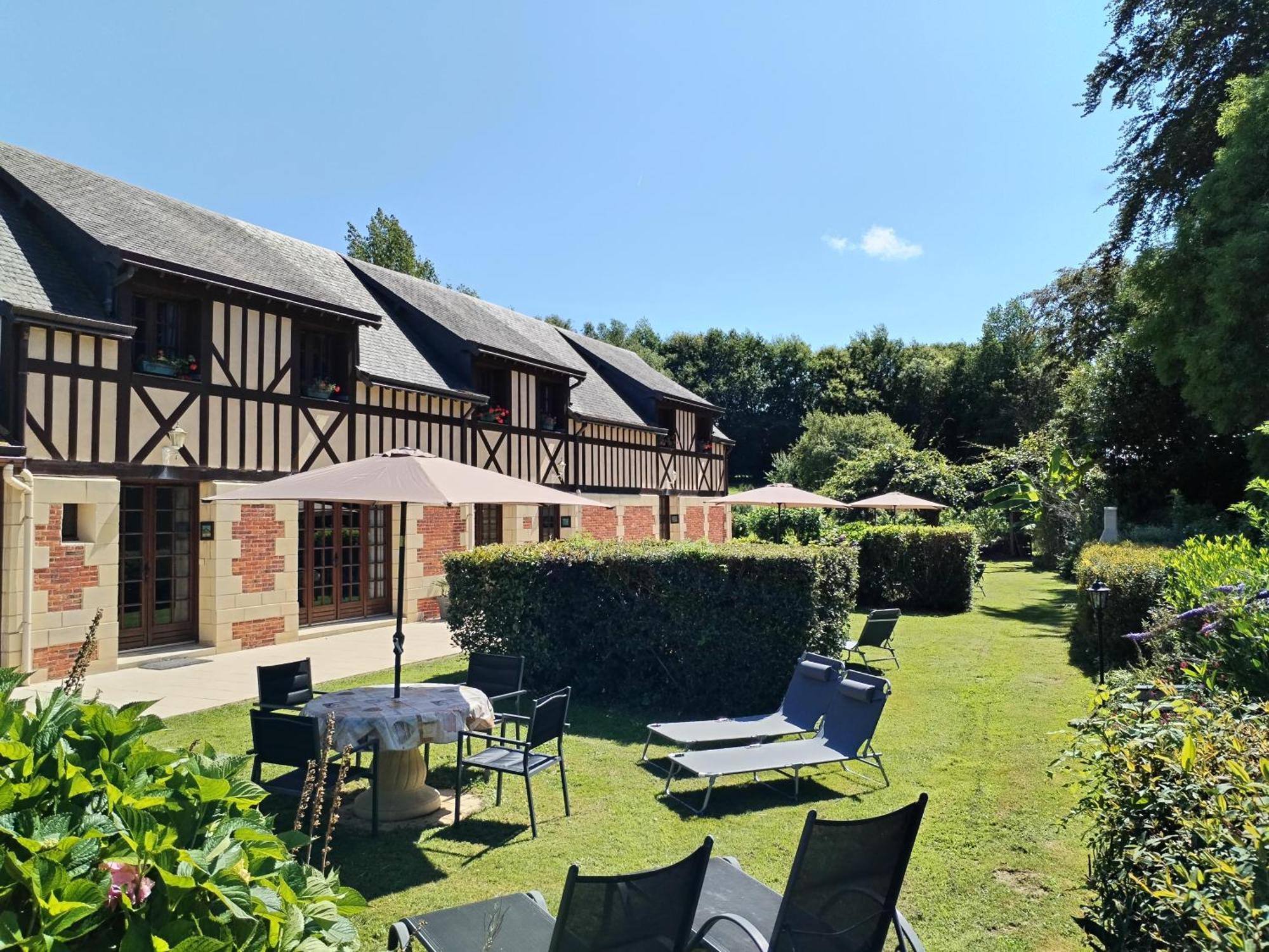 Hotel Le Manege Gite L'Eglise Sainte-Marie-au-Bosc Exterior foto